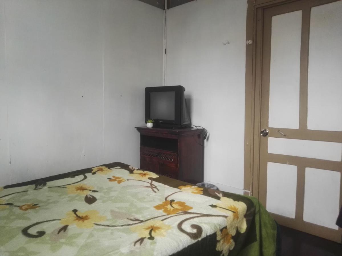 סן חוזה Hotel La Cuesta מראה חיצוני תמונה